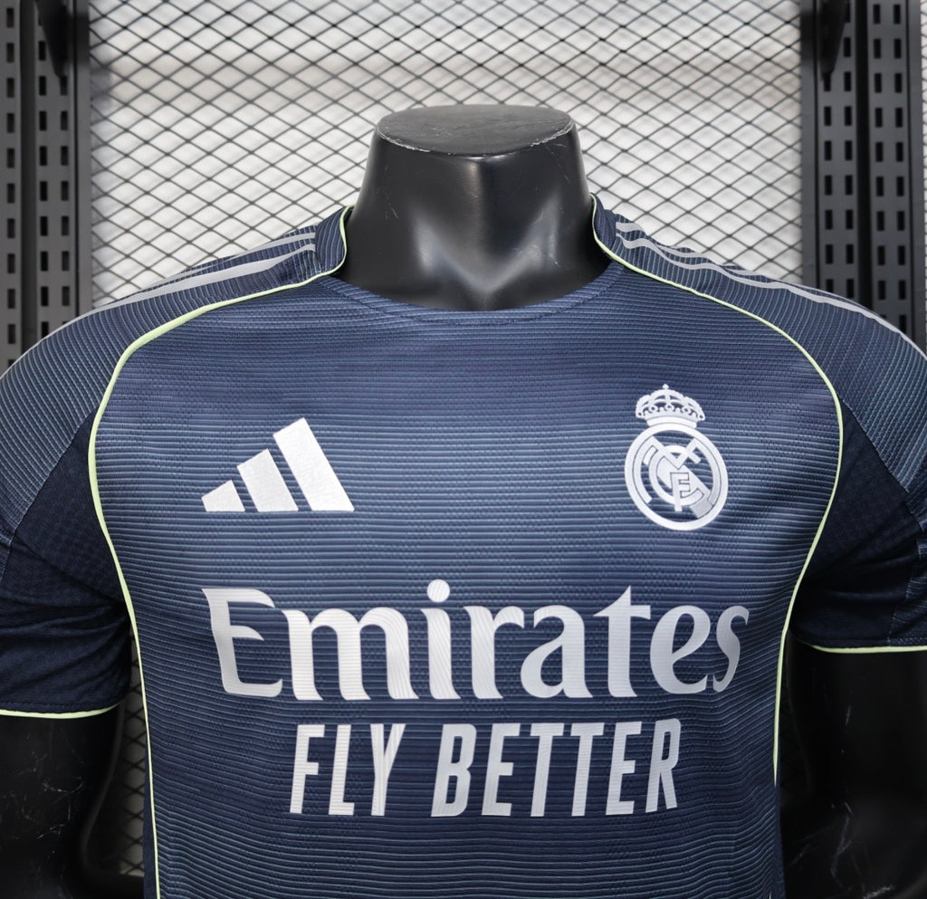 Maillot réal Madrid extérieur 2025/2026 - Version Player