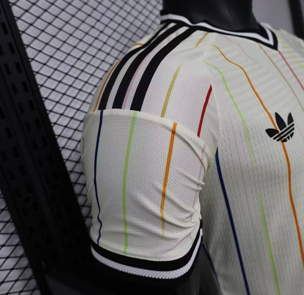 Maillot Japon Extérieur 2026