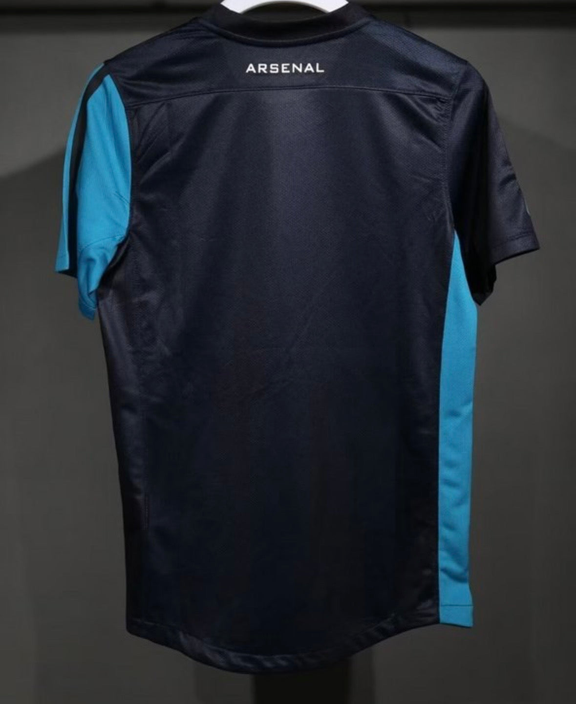 Maillot Rétro Arsenal Extérieur 2011/2012